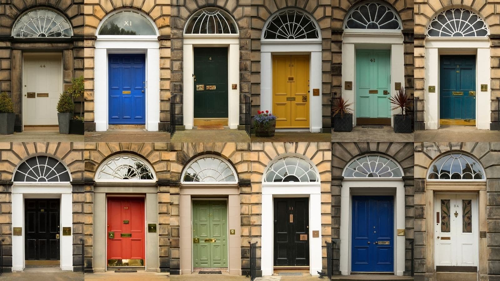 Façade composée de nombreuses portes de couleurs différentes