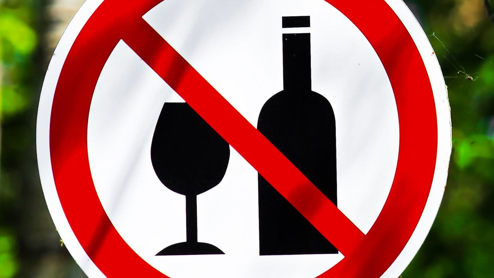 Panneau interdisant les boissons alcoolisées
